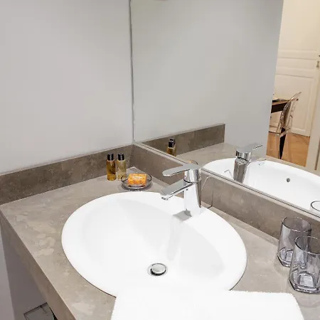 Apartment Blanc Manteau